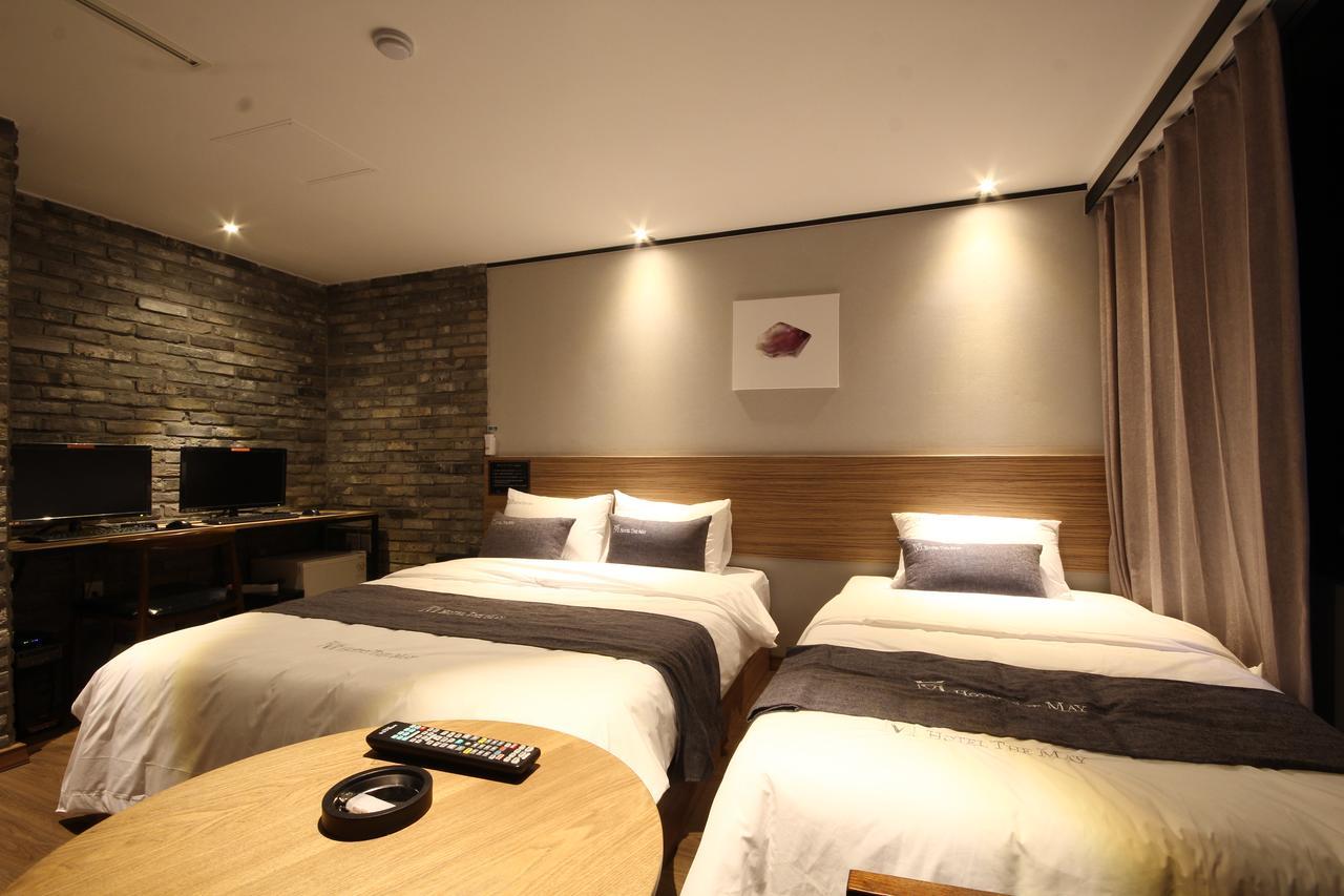 Hotel The May Gimhae Esterno foto