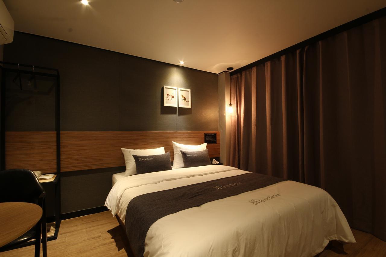 Hotel The May Gimhae Esterno foto